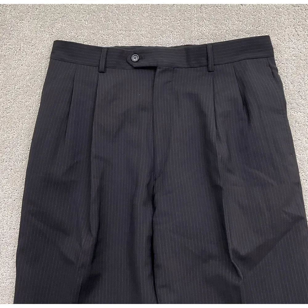 Jos A Bank Signature Suit Men 43R‎ 31W 32L Black Pinstripe Classic Career Wool